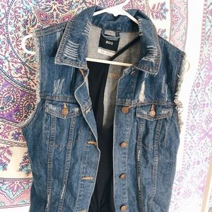 BDG Rugged Jean Vest